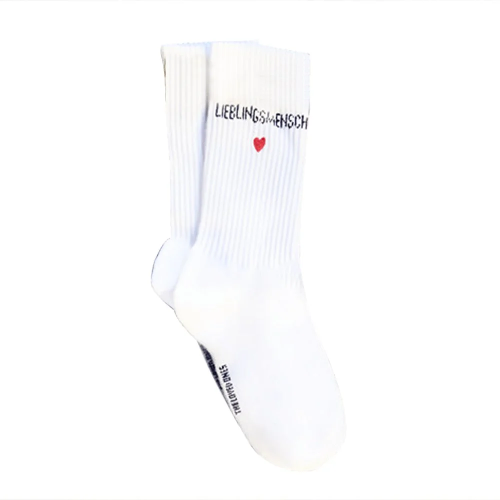 Socken LIEBLINGSMENSCH mit Herzstickerei aus Bio-Baumwolle – Bild 2